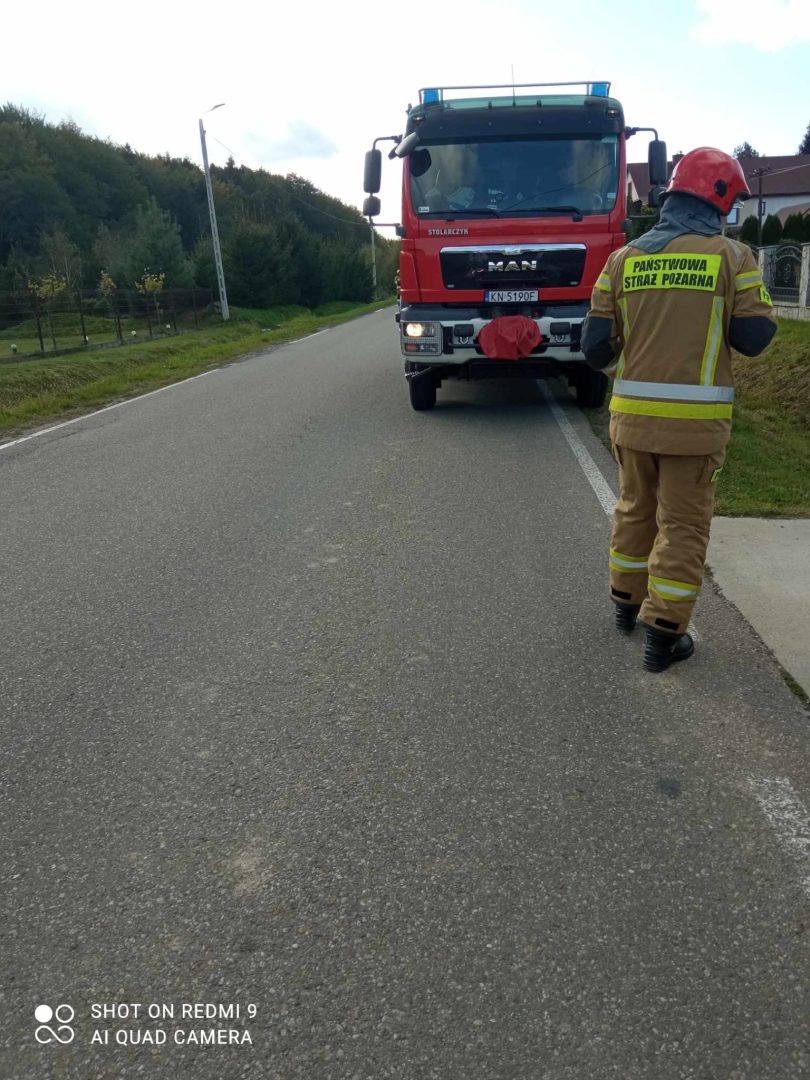 Trzycierz, samochód uderzył w przepust