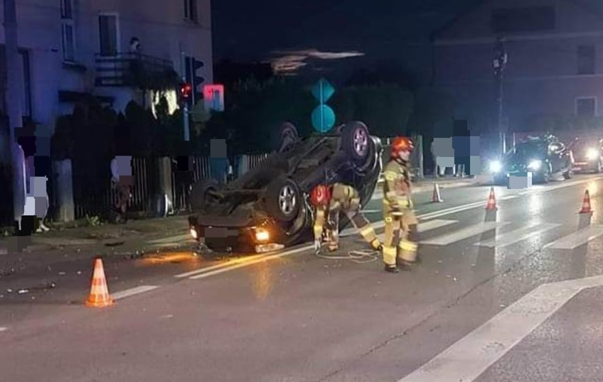 Nowy Sącz, dachowanie, Zygmuntowska, Waryńskiego