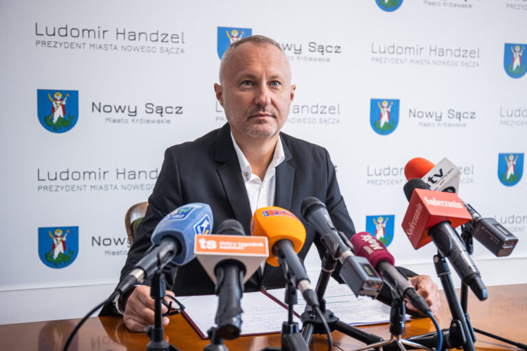 Ludomir Handzel ma apetyt na trzecią kadencję? [FILM]