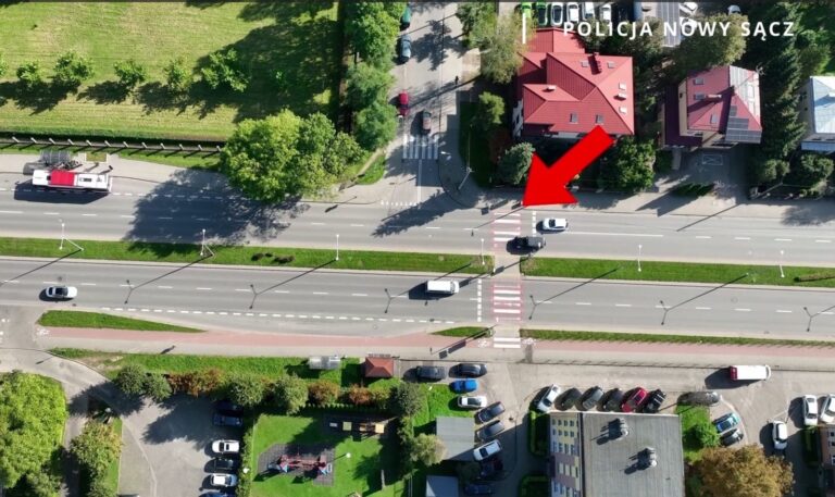 Nowy Sącz. Policyjny dron „miał oko” na przejścia dla pieszych [film]