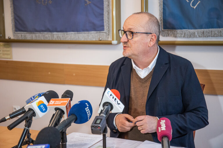 Przewodniczący Głuc: nie wiem, czy zwołam sesję. Protestuję przeciwko brutalizowaniu polityki