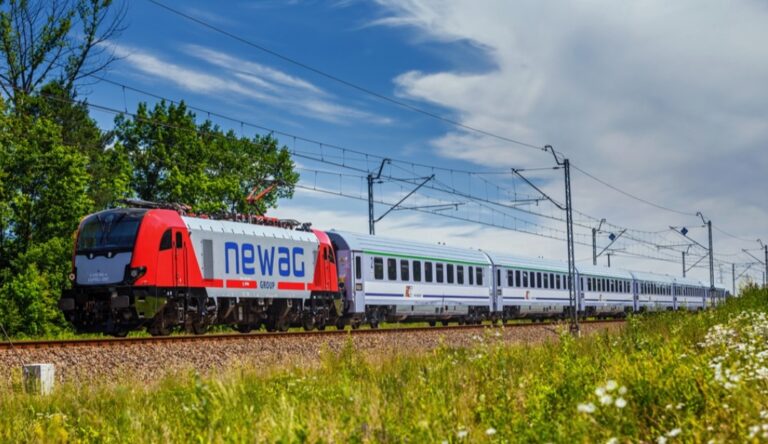 PKP Intercity kupi 46 produkowanych w Nowym Sączu lokomotyw