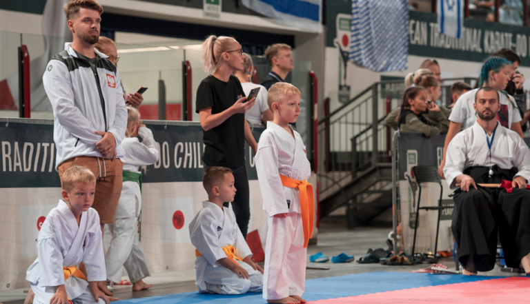 Nowy Sącz. Rekord uczestników. W sobotę VII Ogólnopolski Turniej Mikołajkowy w karate