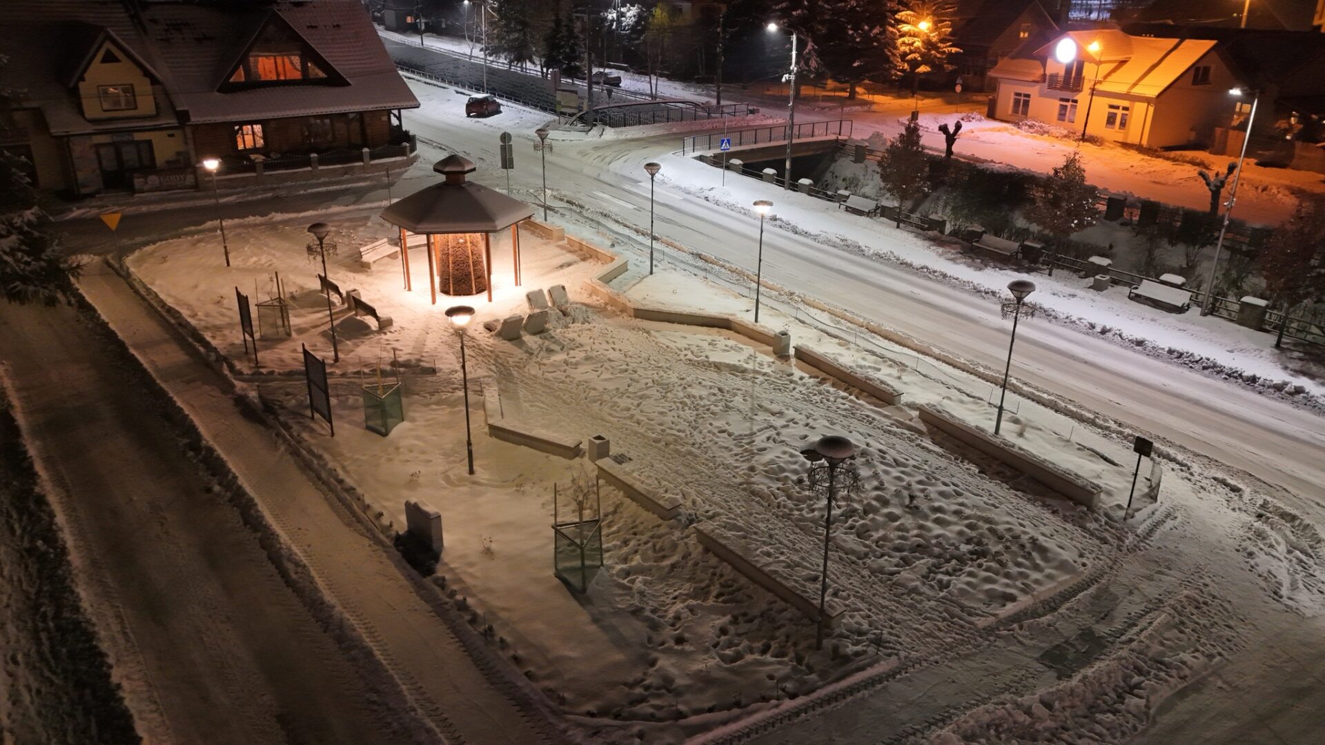 Łącko, skwerek
