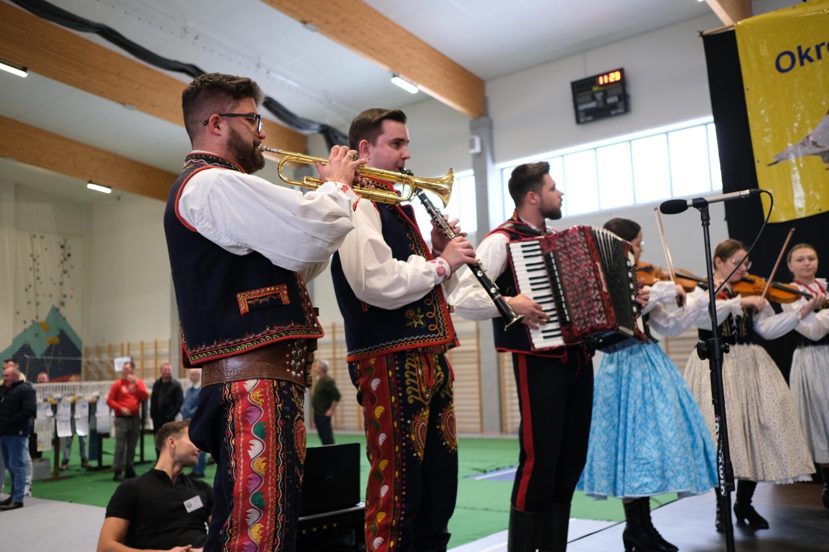 wystawa gołębi pocztowych, Korzenna