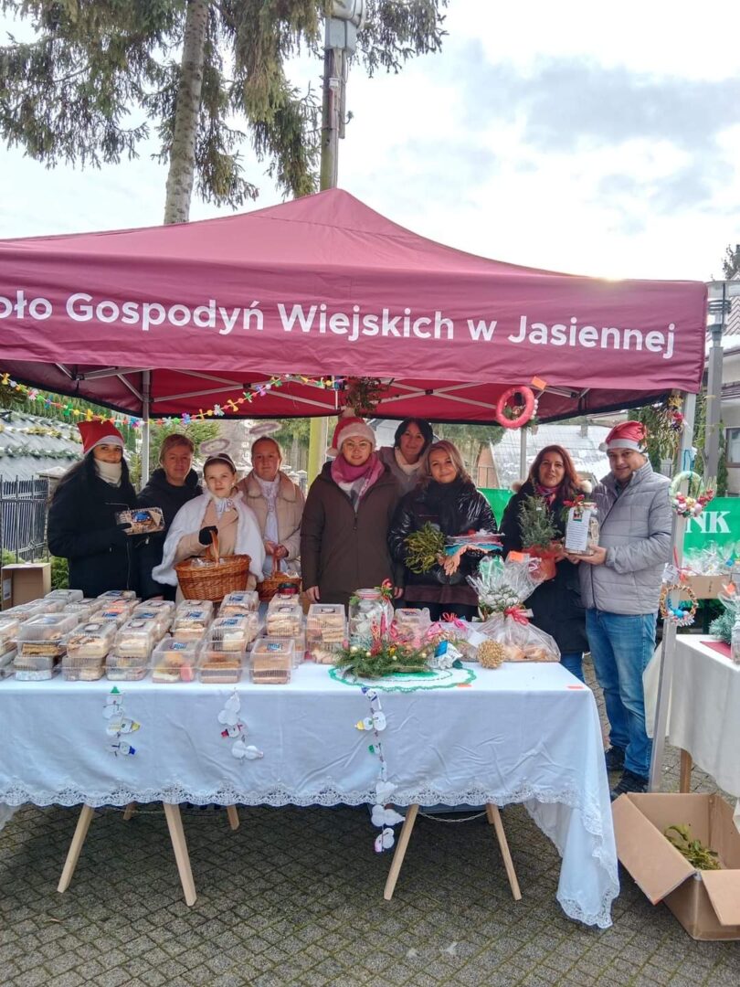 Jasienna. kiermasz świąteczny