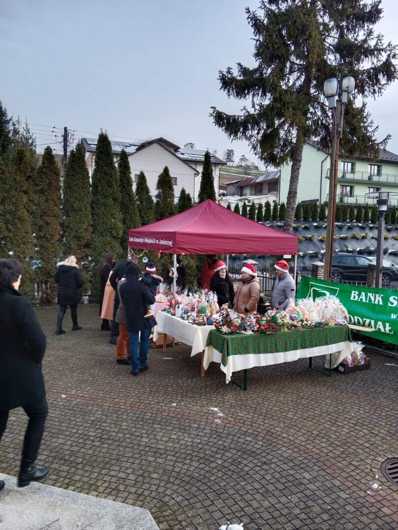 Jasienna. kiermasz świąteczny