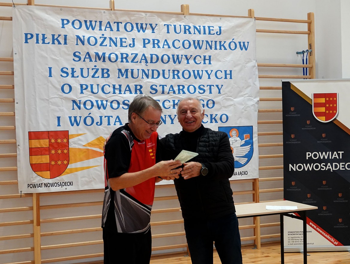 Halowy Turniej Samorządowców i Służb Mundurowych o Puchar Starosty Nowosądeckiego