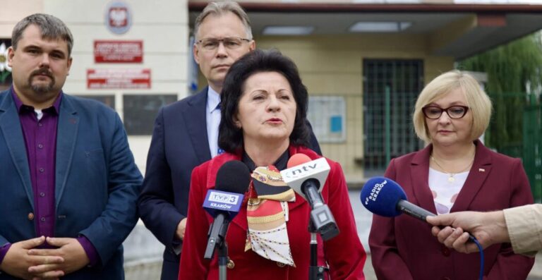 Anna Paluch nie dostała się do Sejmu. Dostała pracę w firmie zarządzanej przez PiS
