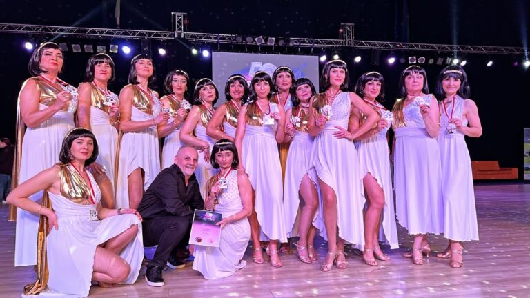 Sądecki zespół Dancing Queens z medalem na prestiżowym turnieju [ZDJĘCIA]