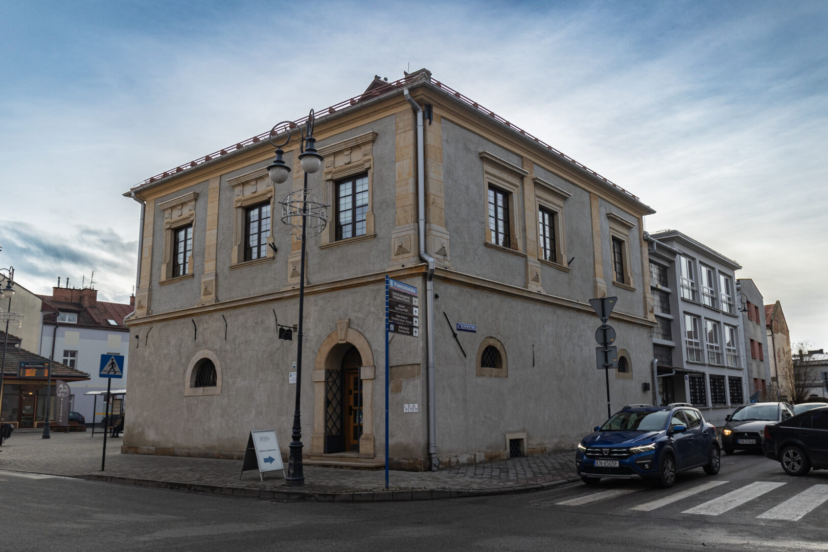 Sądecka Biblioteka Publiczna