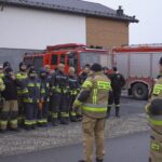 ćwiczenia na lodzie, strażacy