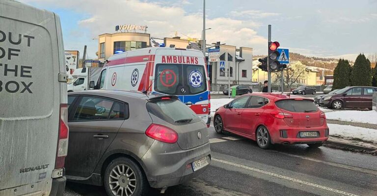 Nowy Sącz. 39-letni mężczyzna popełnił samobójstwo w samochodzie
