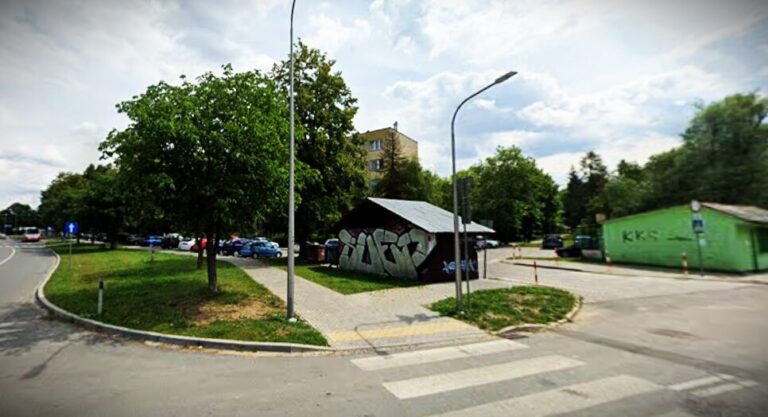 Nowy Sącz. Dwa rozboje jednego dnia. 13-latek pobity i okradziony. Oto szczegóły