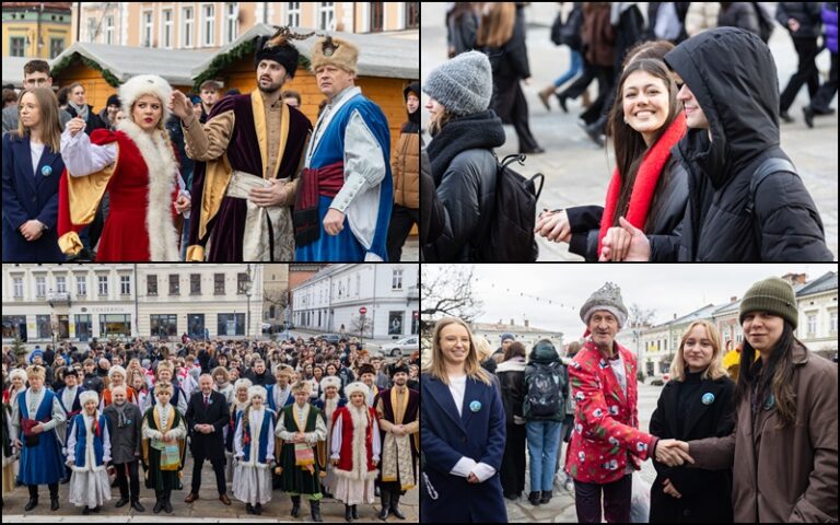 Sto dni do matury, więc zatańczyli poloneza na nowosądeckim rynku [FOTORELACJA]