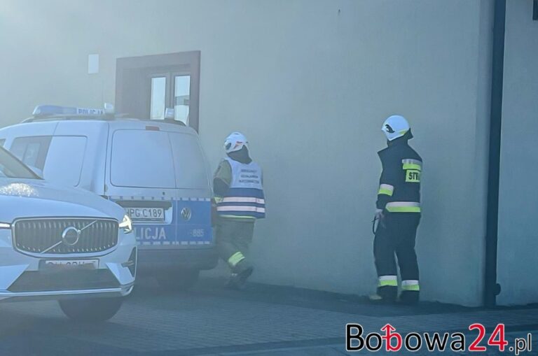 Bobowa. Zapaliła się skrzynka elektryczna, pizzeria w dymie