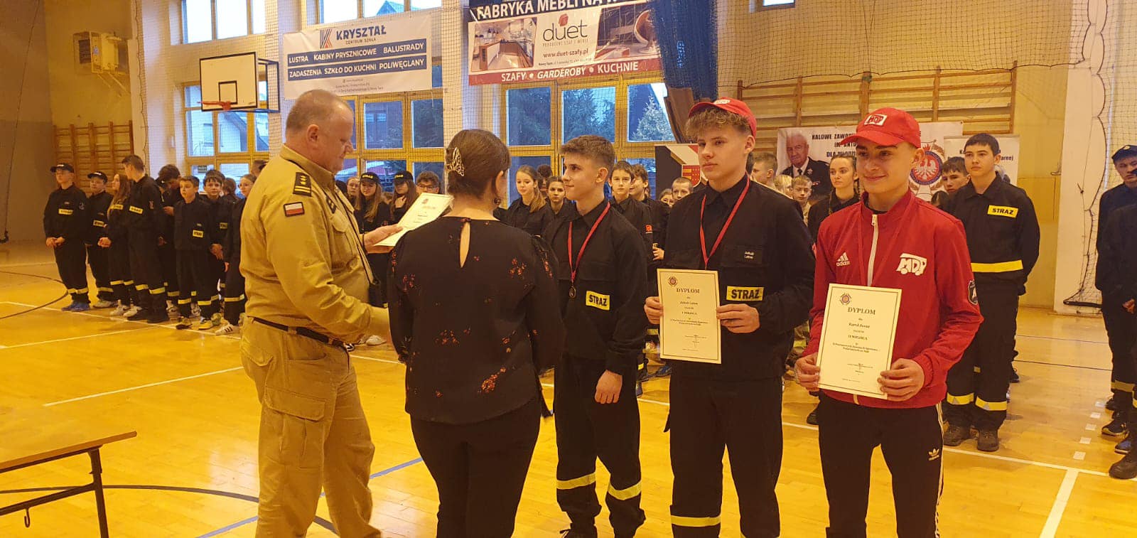 Brzezna, X Halowe Zawody Sportowo-Pożarnicze dla MDP im Antoniego Bieniasa