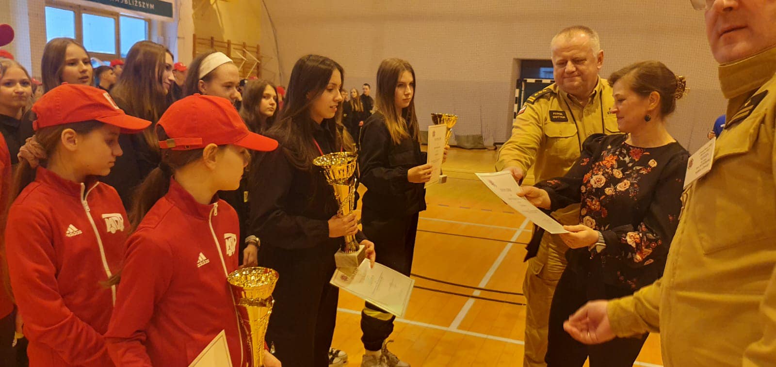 Brzezna, X Halowe Zawody Sportowo-Pożarnicze dla MDP im Antoniego Bieniasa