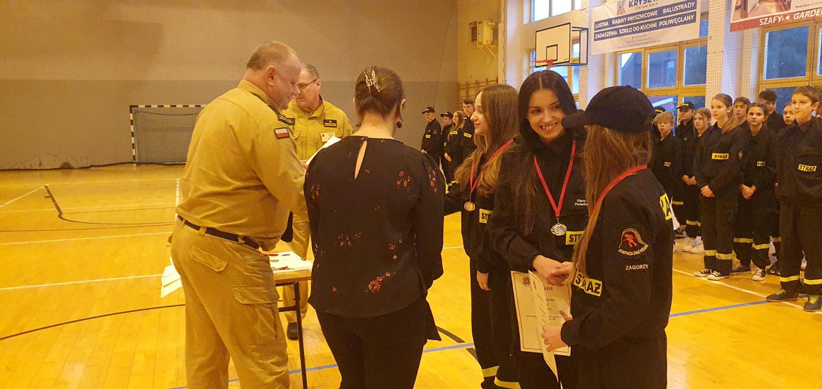 Brzezna, X Halowe Zawody Sportowo-Pożarnicze dla MDP im Antoniego Bieniasa