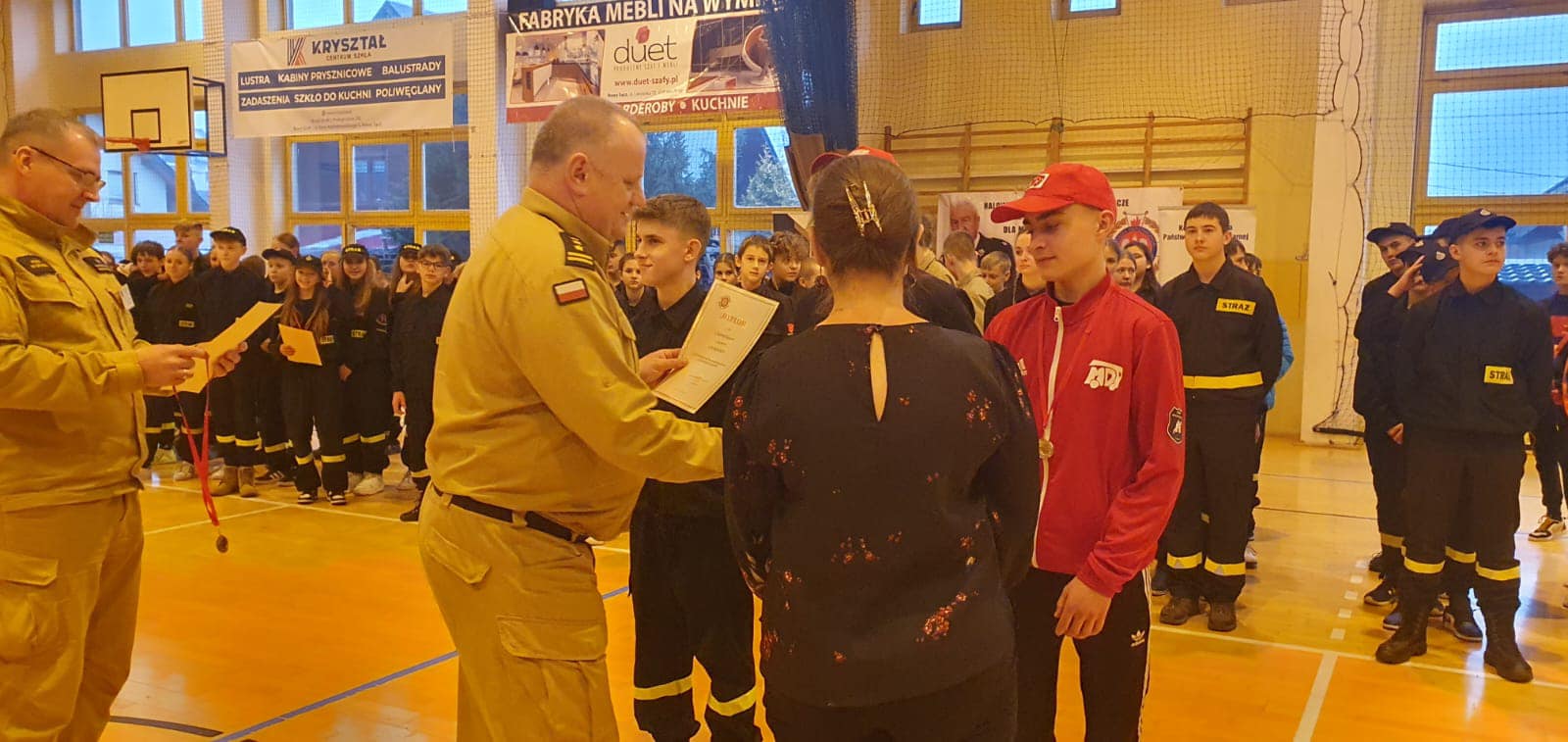Brzezna, X Halowe Zawody Sportowo-Pożarnicze dla MDP im Antoniego Bieniasa