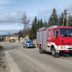 Królowa Górna, samochód uderzył w słup