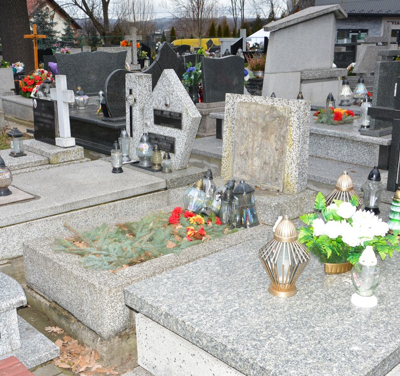 złodzieje tablicy nagrobnej