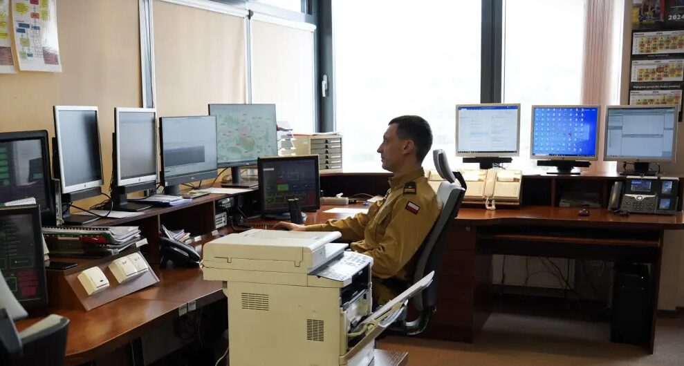 PSP Nowy Sącz, film, straż pożarna, wnętrze budynku