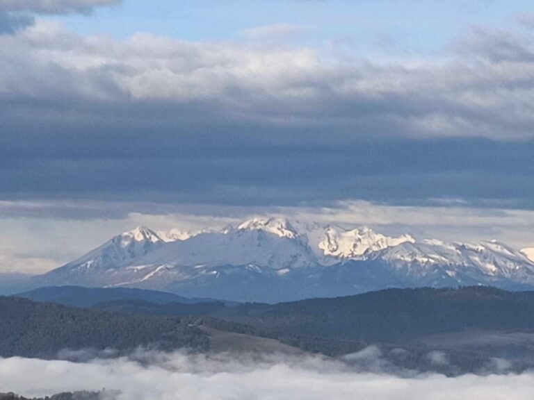 Malnik. Poranny spektakl z Tatrami w tle [ZDJĘCIA]