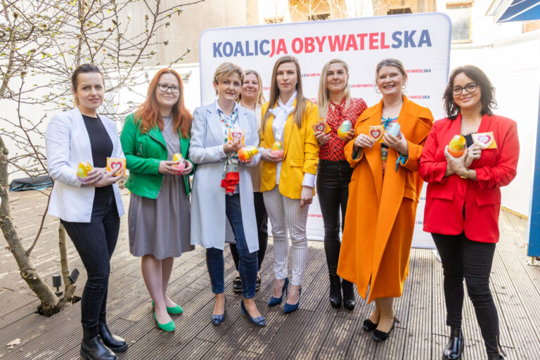 Życzymy, życzymy… Kandydatki KO z dobrym słowem dla mieszkańców regionu [ZDJĘCIA]