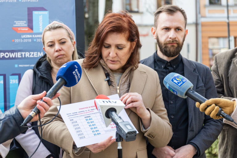 Nowy Sącz. Kandydatka PiS rozlicza prezydenta z oddanych milionów i z pyłów zawieszonych