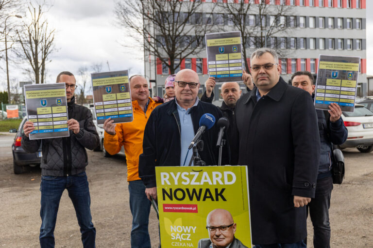Ryszard Nowak: działanie miejskich spółek, to chaos