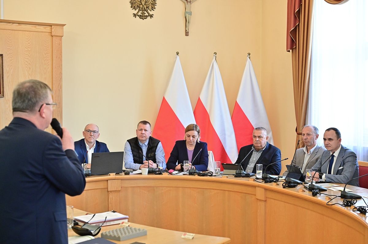 pieniądze na samochody dla OSP