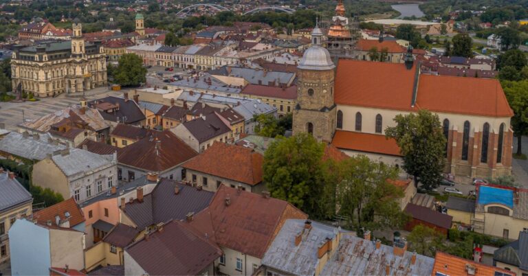 Analizy inicjatyw środowiskowych, klimatycznych i ekoenergetycznych miasta Nowy Sącz