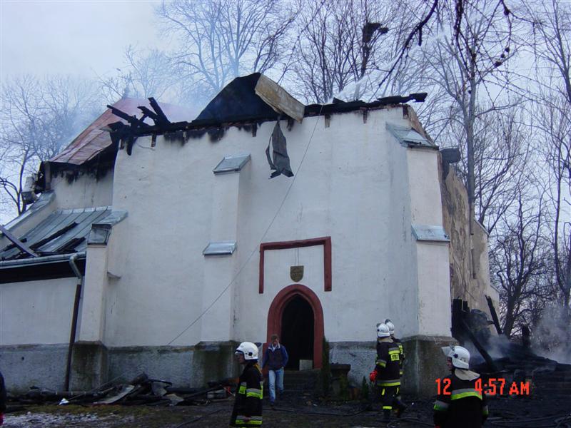 Zbyszyce, pożar kościoła