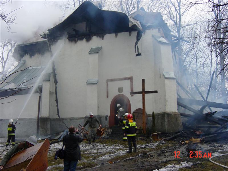 Zbyszyce, pożar kościoła