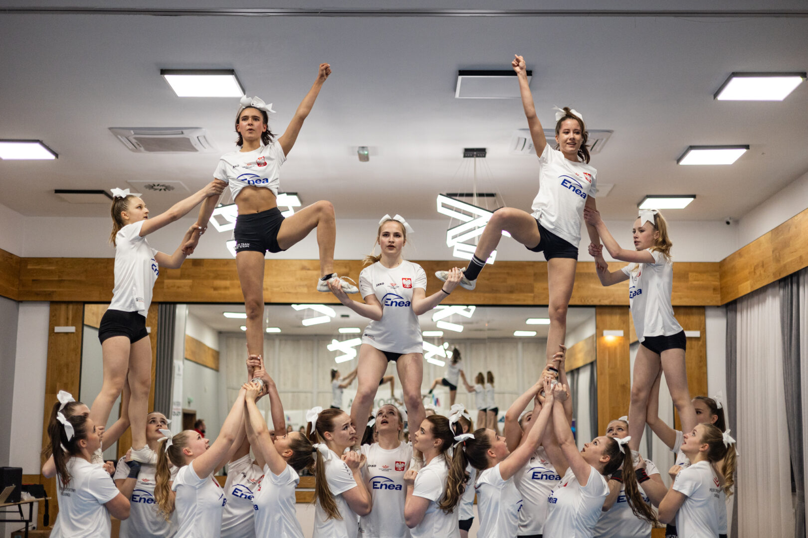 Global Cheer