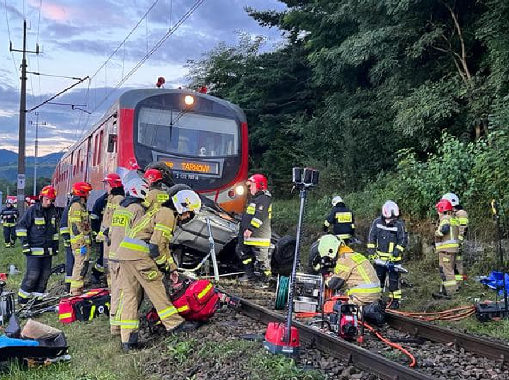 Barcice. 10 lat więzienia i 30 tysięcy za wypadek, w którym zgasły dwa życia. Winny nie zgadza się z wyrokiem