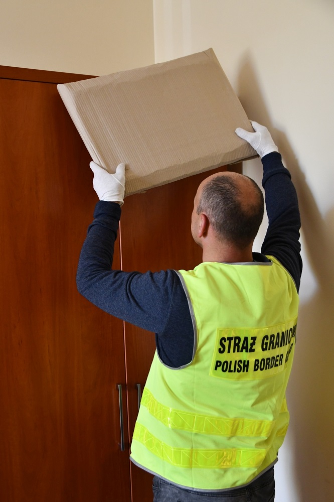 skradziony obraz, Karpacki Oddział Straży Granicznej