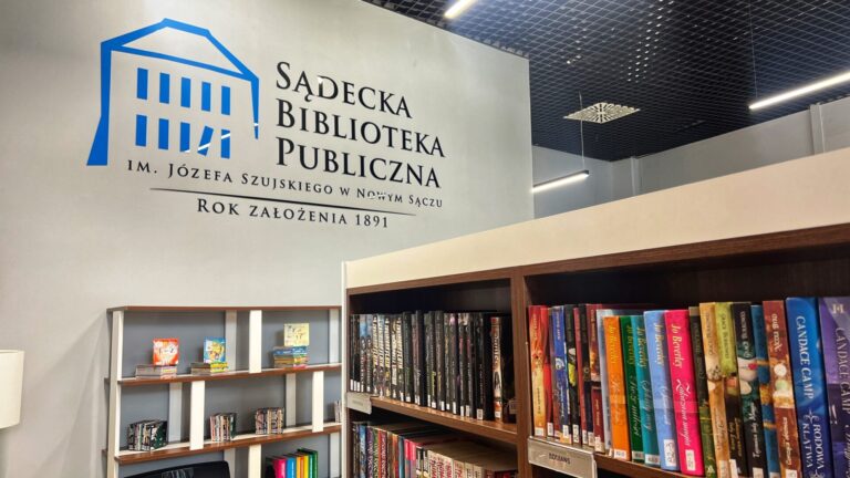 Dzień Bibliotekarza. Jak się miewa sądeckie czytelnictwo?