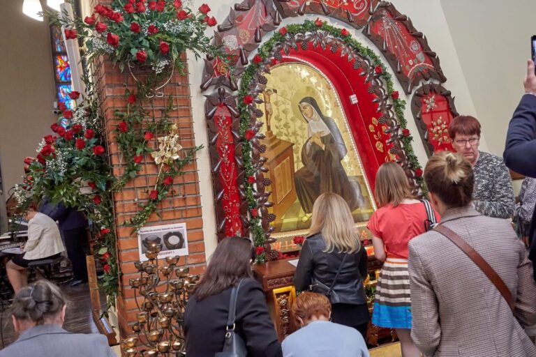 Będą się modlić do świętej Rity o pomoc w sprawach uznawanych za beznadziejne