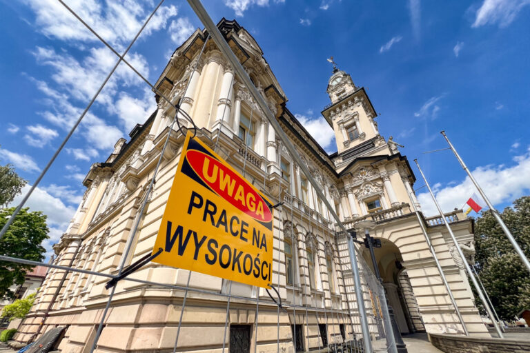 Rusza remont ratusza. Prace potrwają półtora roku [ZDJĘCIA]