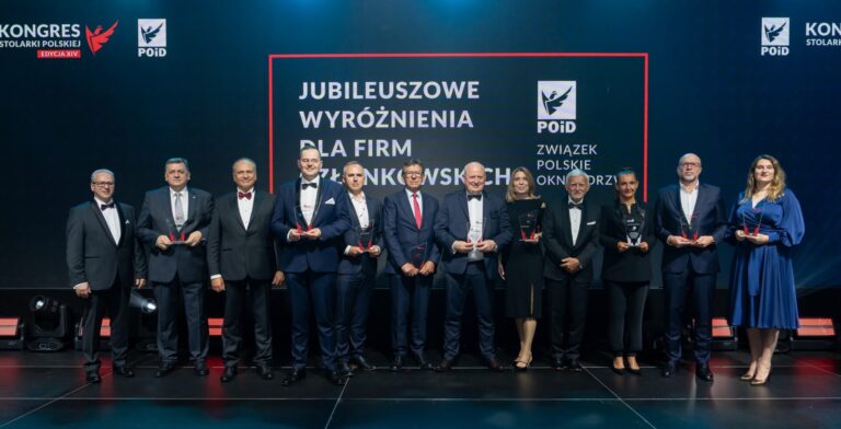 O nowoczesnym marketingu w branży budowlanej – WIŚNIOWSKI na Kongresie Stolarki Polskiej 2024