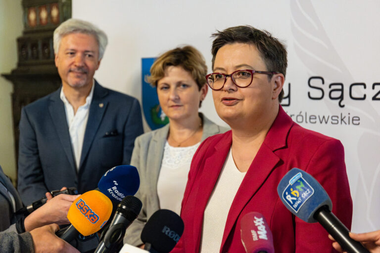 Królowa nauk rządzi w Nowym Sączu. Wizyta Katarzyny Lubnauer na Sądecczyźnie
