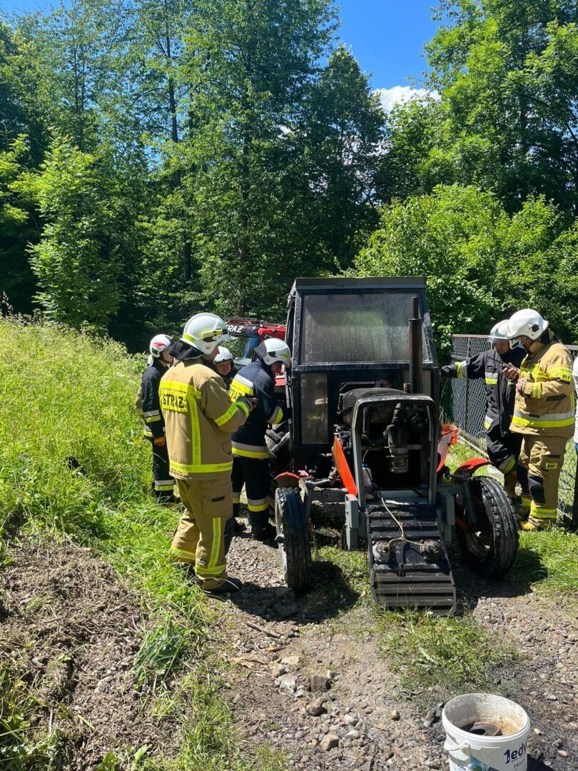 Zabrzeż, pożar traktora