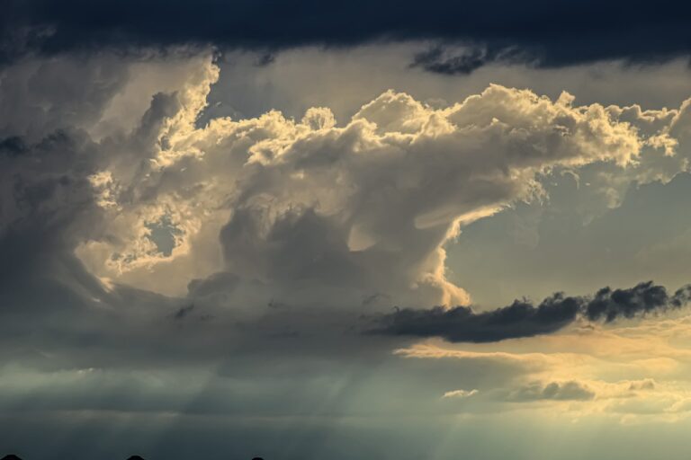 Upał i burze w naszym regionie. Synoptycy ostrzegają