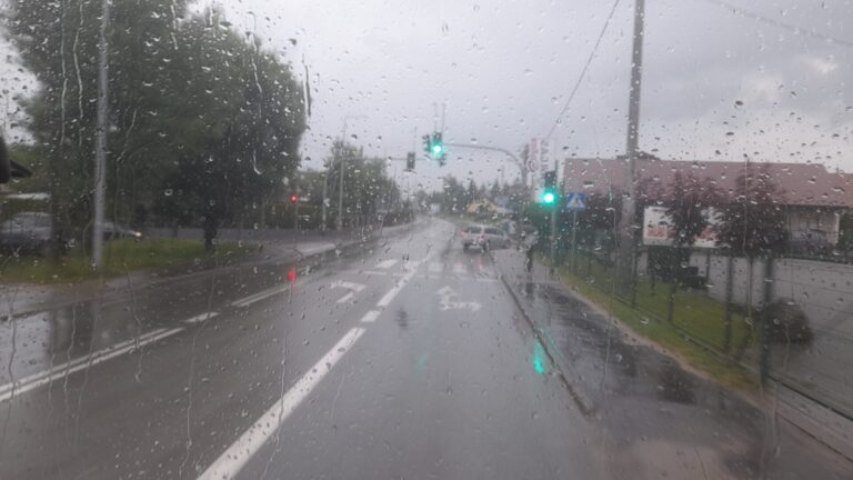 Znowu ostrzeżenia dla naszego regionu. Burze, deszcz…