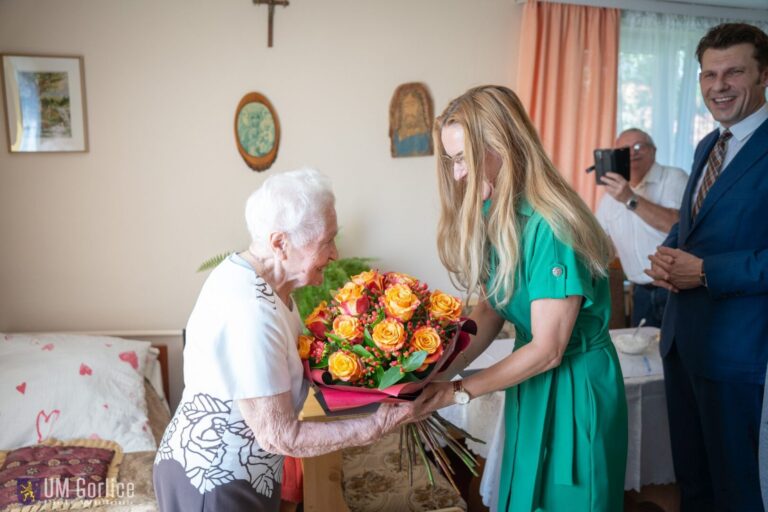 Anna Firlit dołączyła do grona stulatków. 200 lat w zdrowiu!