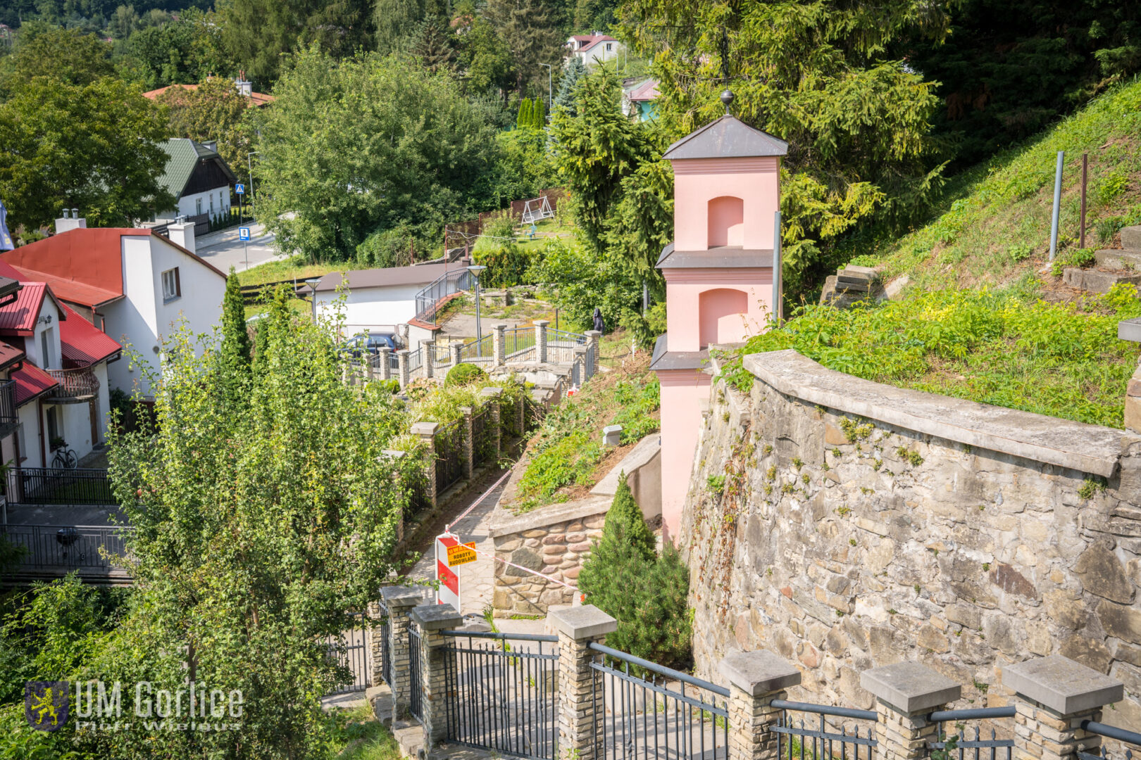 remont muru Gorlice