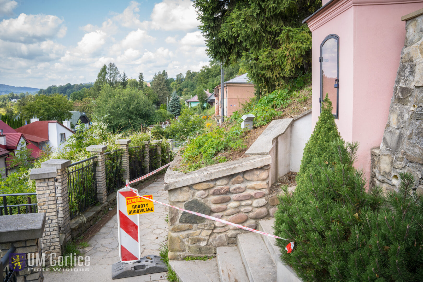 remont muru Gorlice