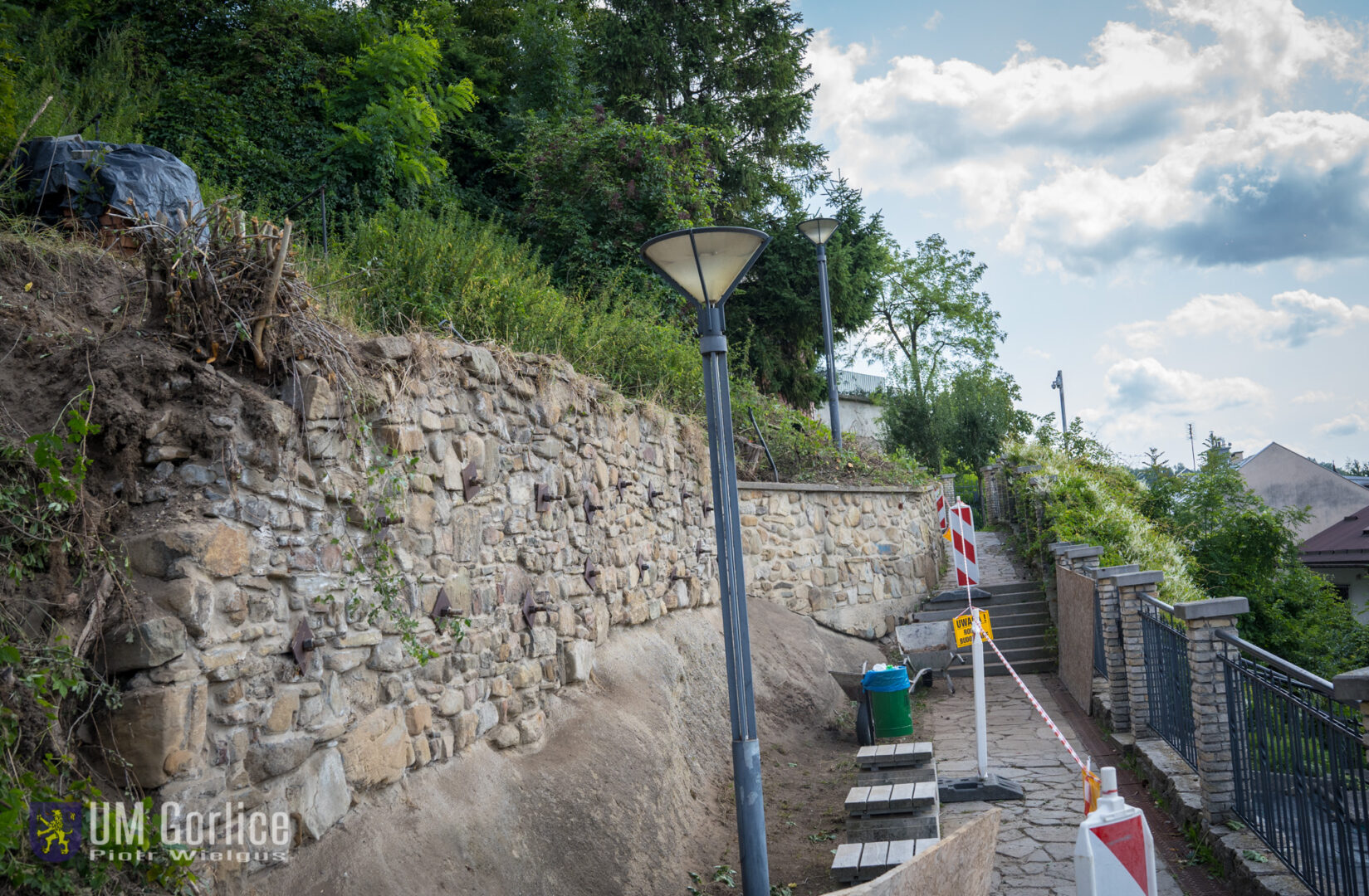 remont muru Gorlice
